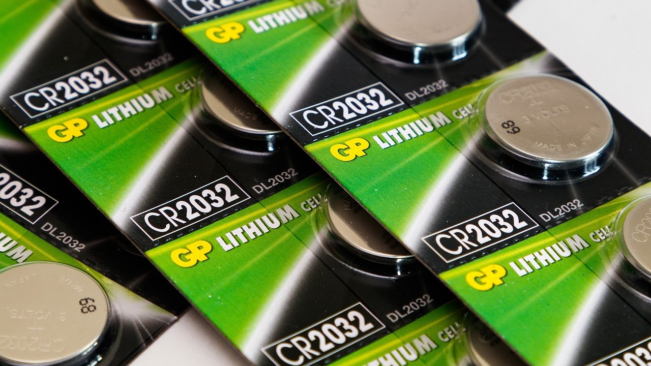 Lithium Battery Supply Chain Crisis: What US Importers Must Know in 2026